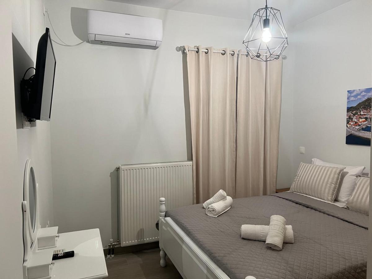 Όμορφη Μονοκατοικία Με 2 Υπνοδωμάτια Και Τζάκι Nafpaktos Exterior photo