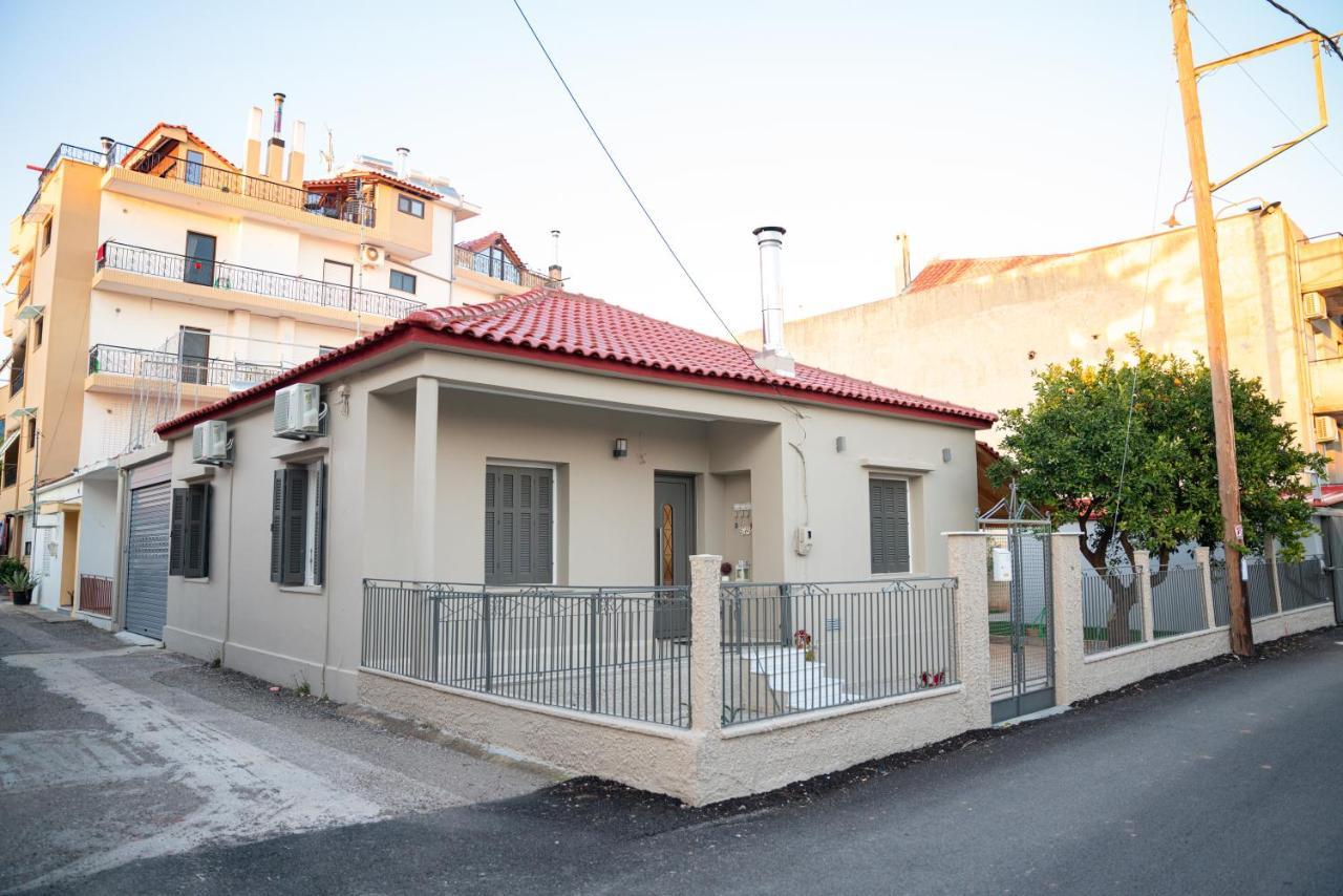 Όμορφη Μονοκατοικία Με 2 Υπνοδωμάτια Και Τζάκι Nafpaktos Exterior photo